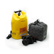 Load image into Gallery viewer, Splash Defender Dry Cube 10L